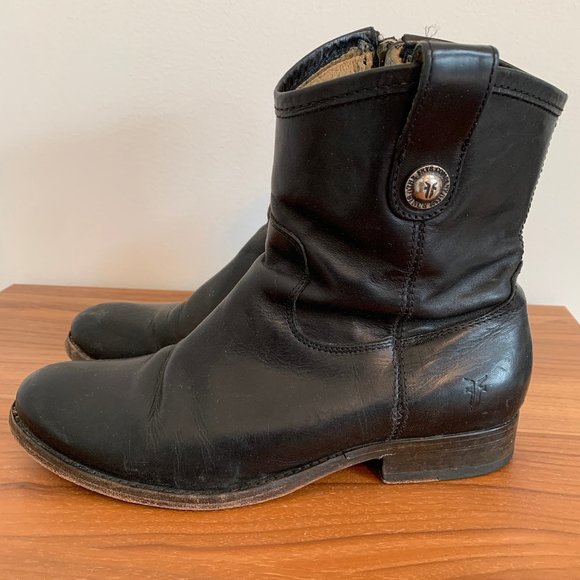 Frye Melissa Short Button Boots